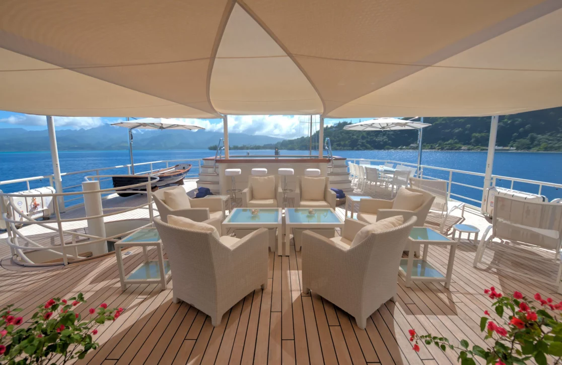 An image of Emerald yacht