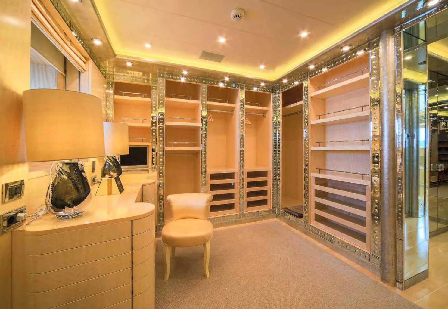 A preview of interior Closet