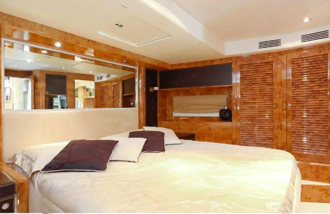 An image of 888 yacht