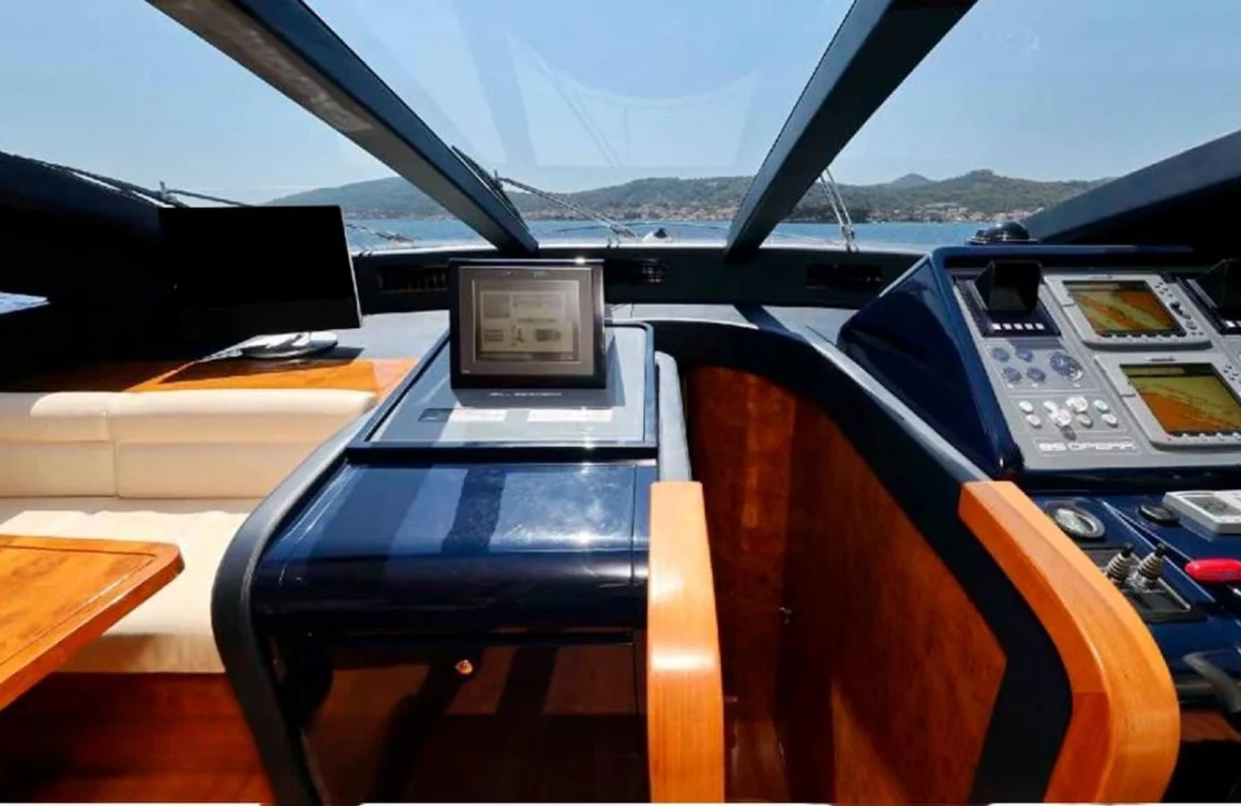 An image of 888 yacht
