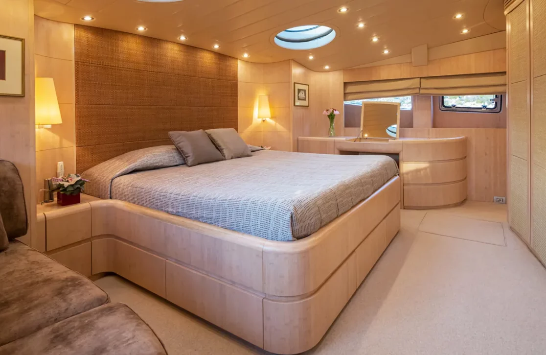 An image of Glaros yacht