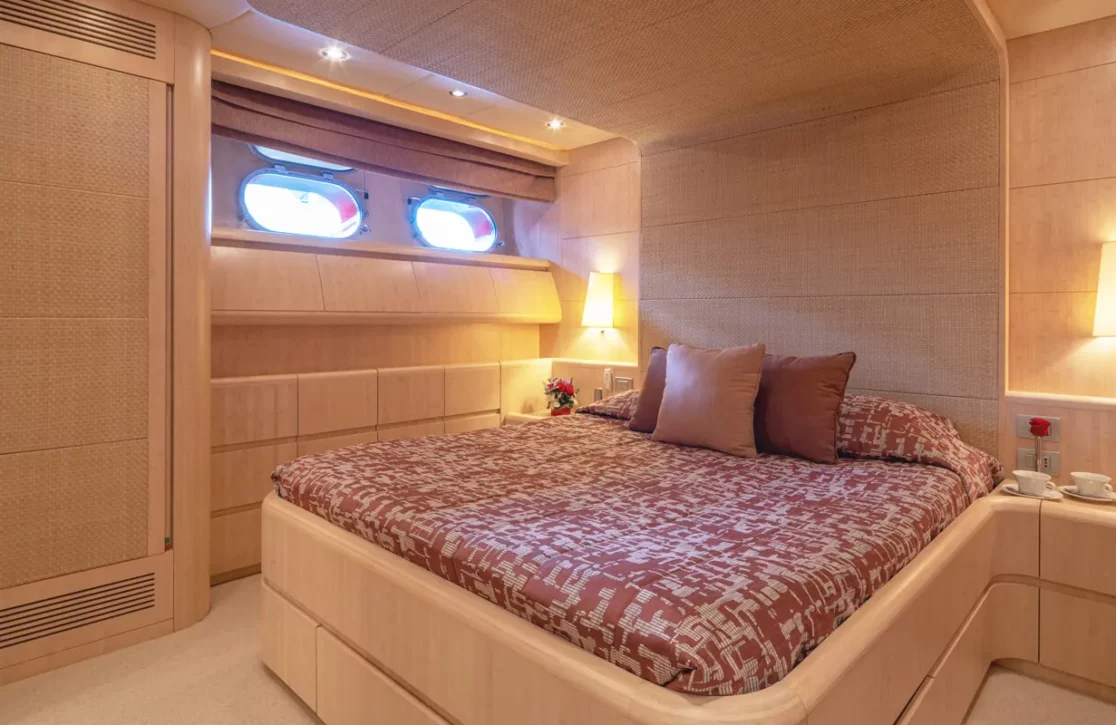 An image of Glaros yacht