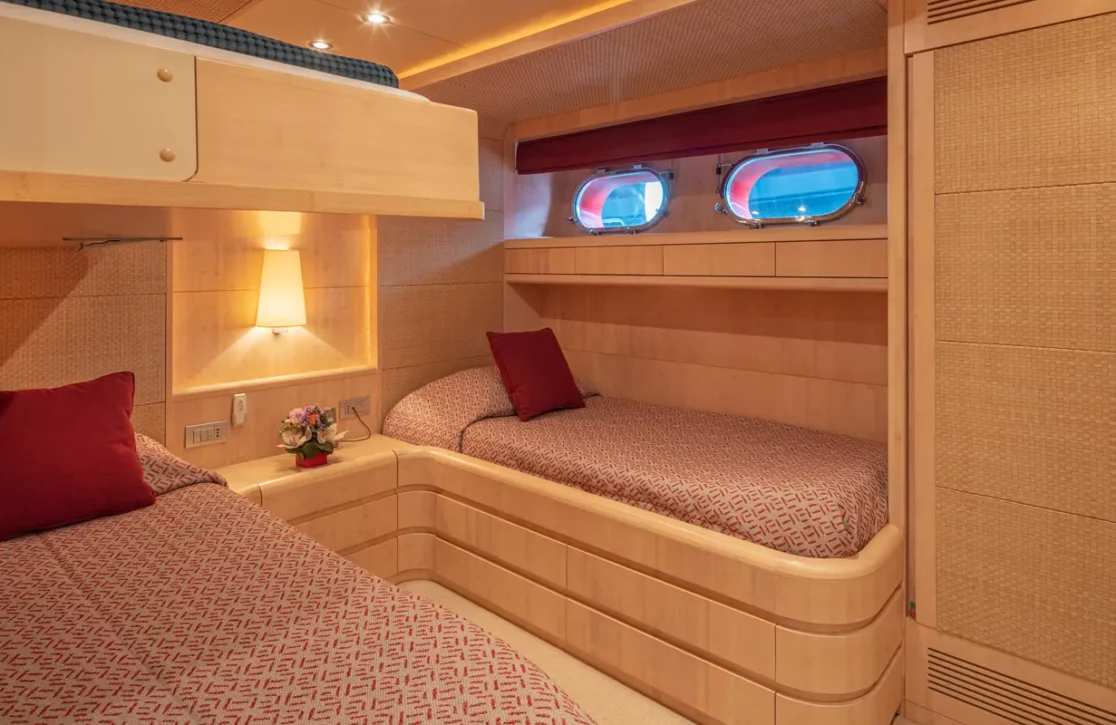 An image of Glaros yacht