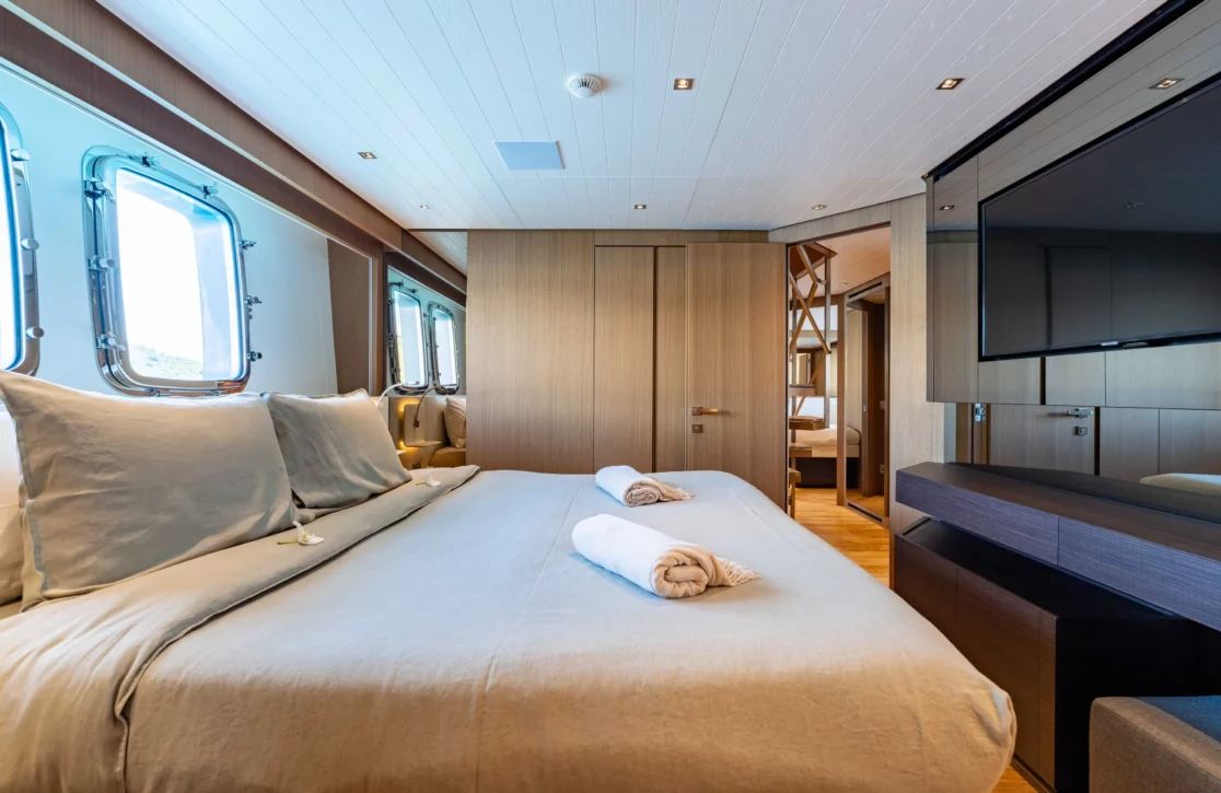An image of Journey yacht
