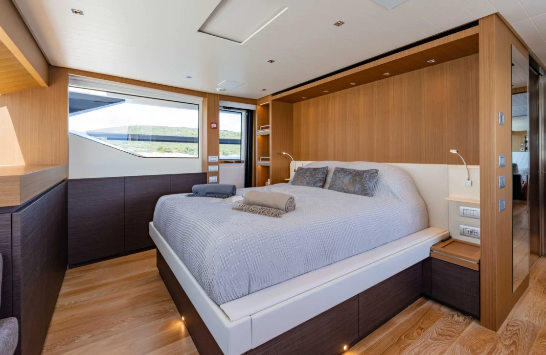 An image of Journey yacht
