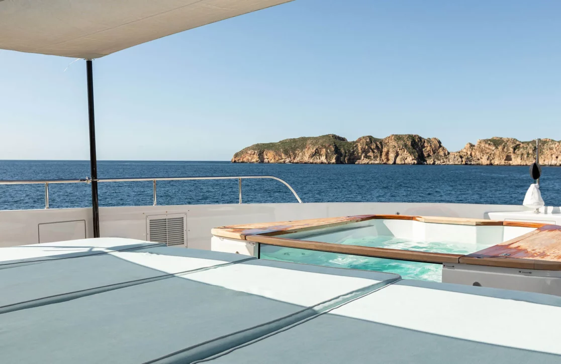 An image of Eh2 yacht