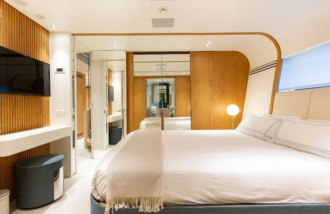 An image of Eh2 yacht