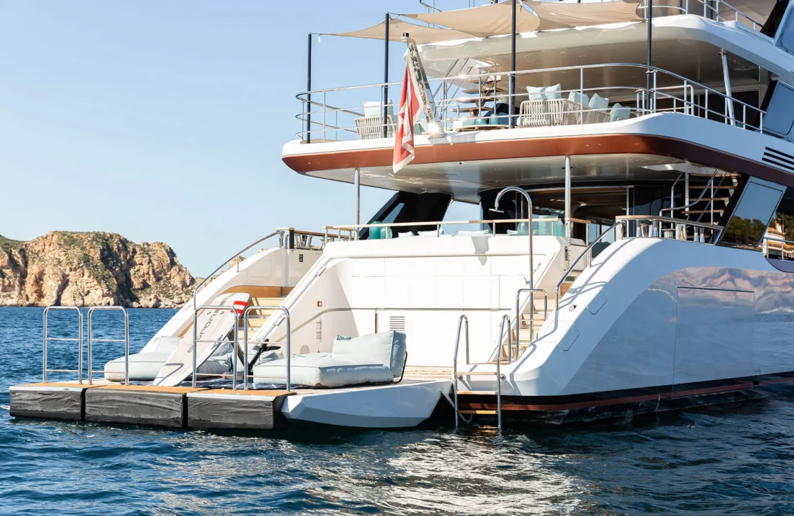 An image of Eh2 yacht