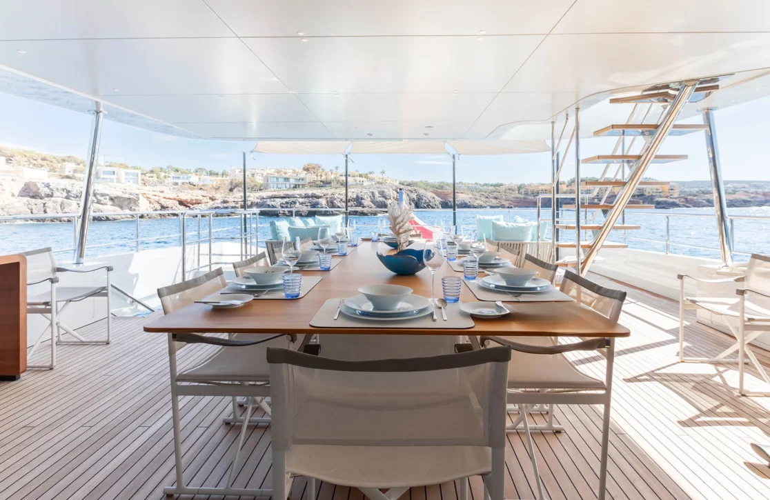 An image of Eh2 yacht