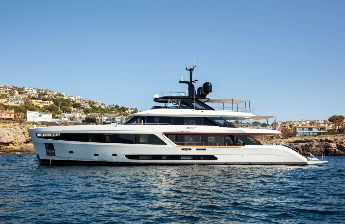 An image of Eh2 yacht