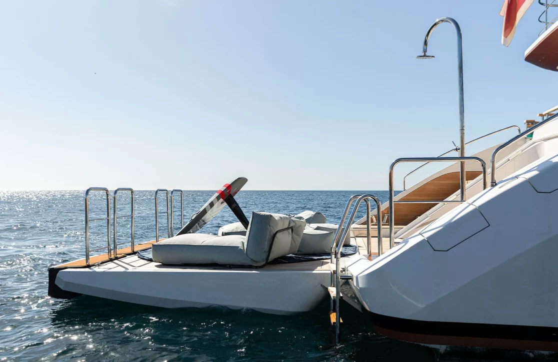 An image of Eh2 yacht