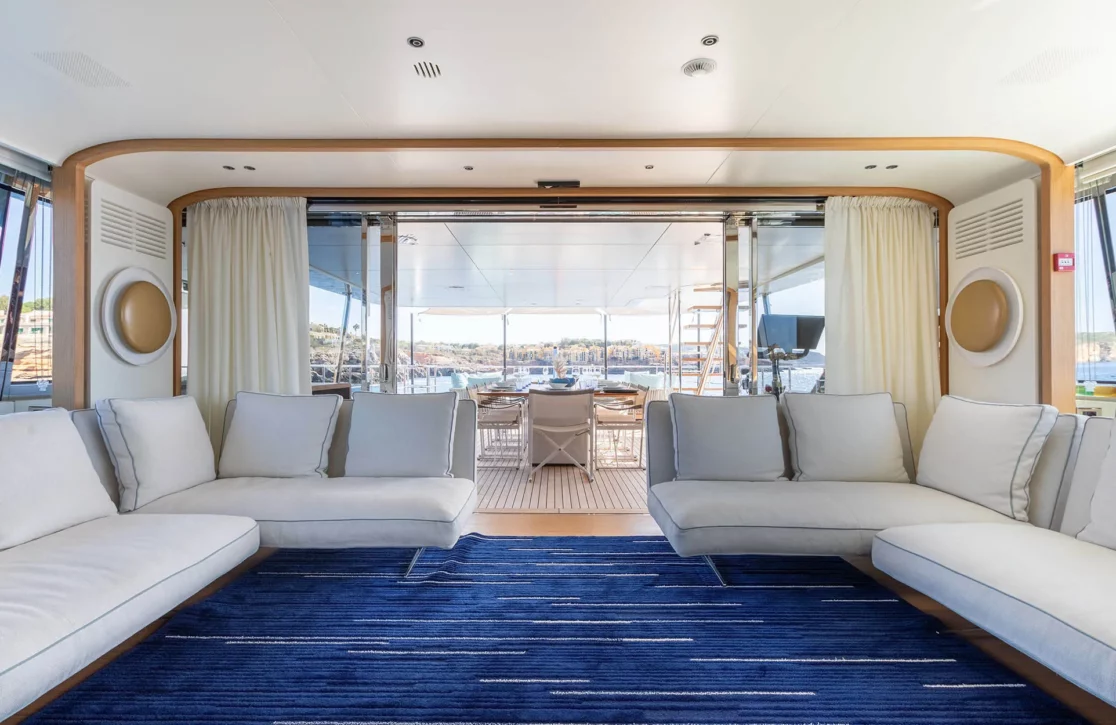 An image of Eh2 yacht