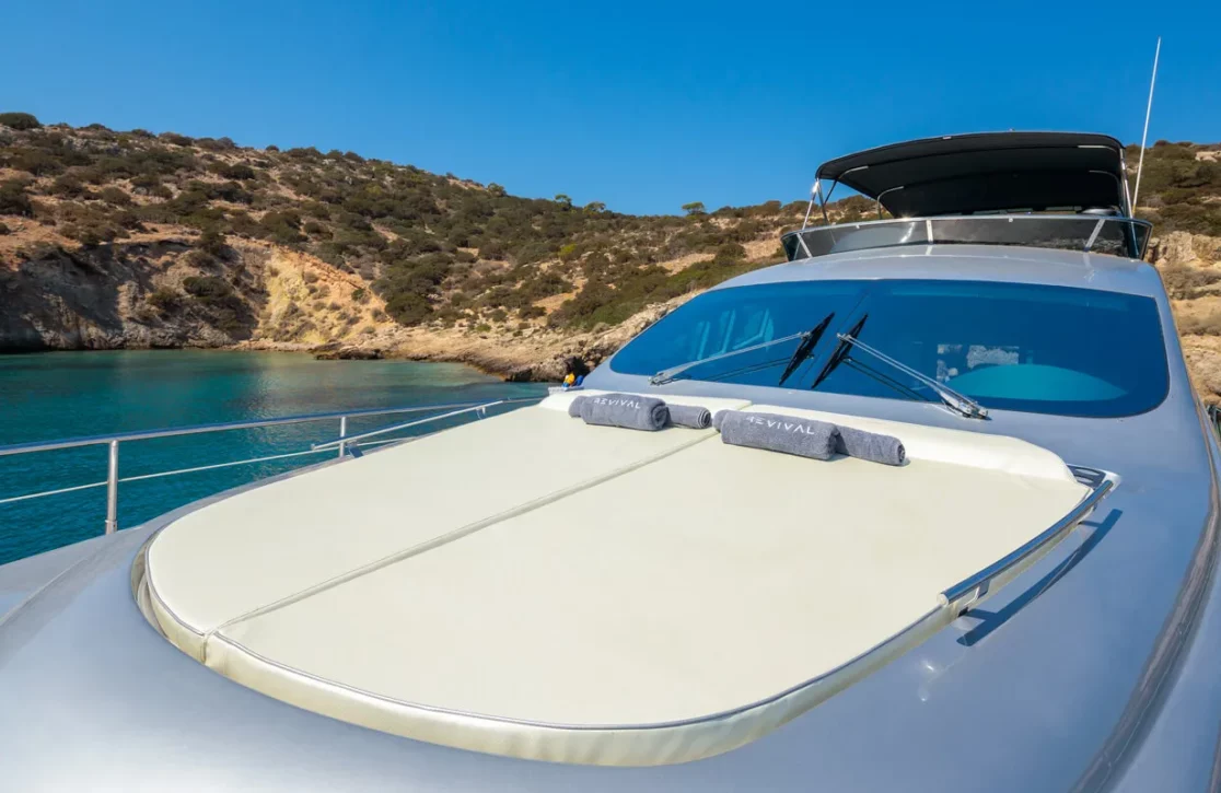 An image of Revival yacht