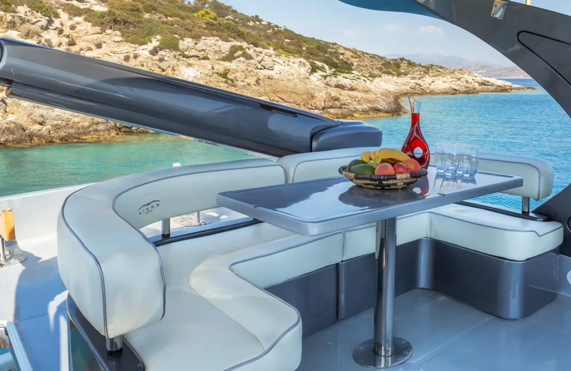 An image of Revival yacht