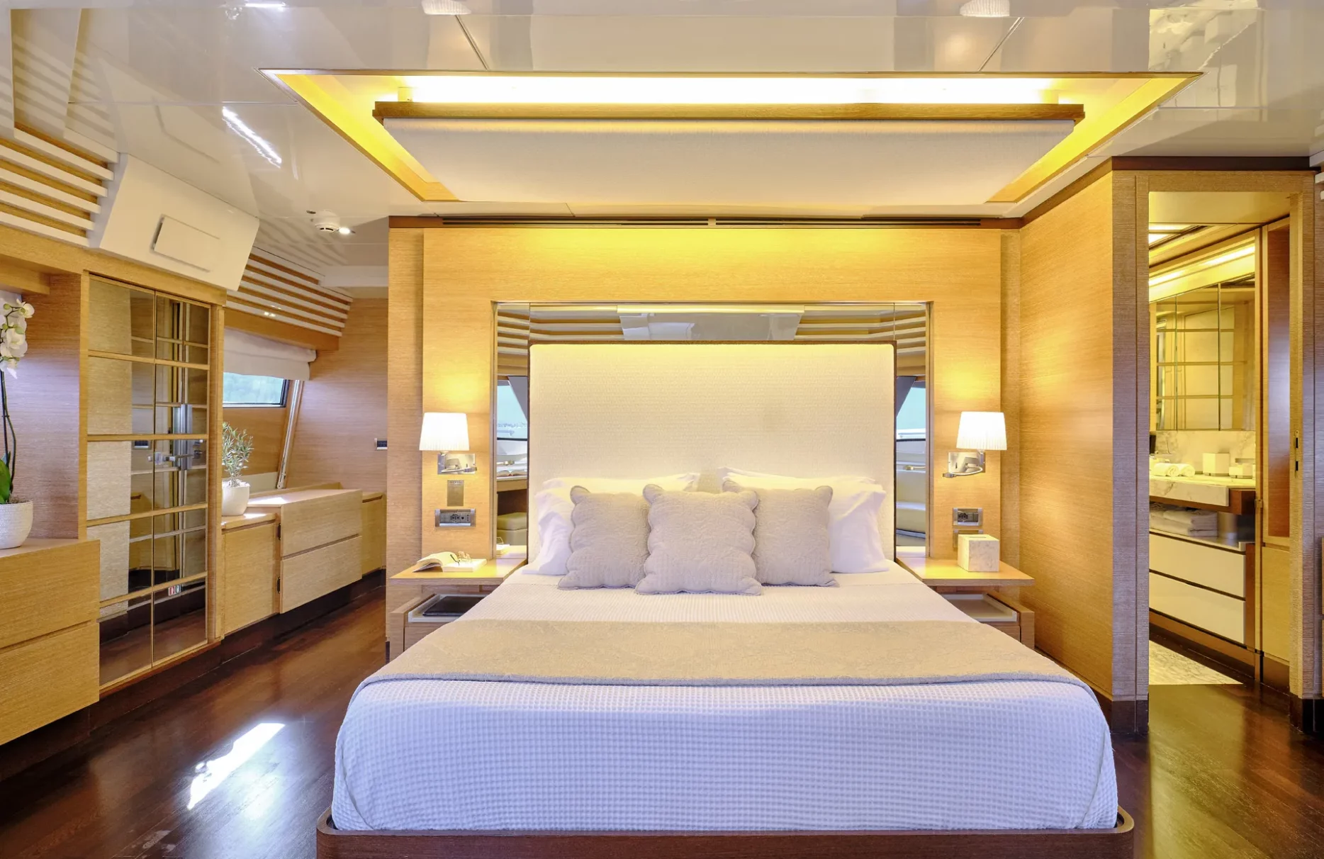 A preview of interior Bedroom cabin