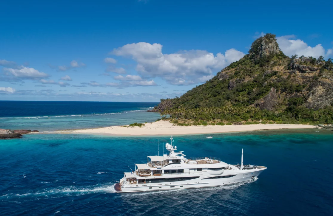 An image of Driftwood yacht