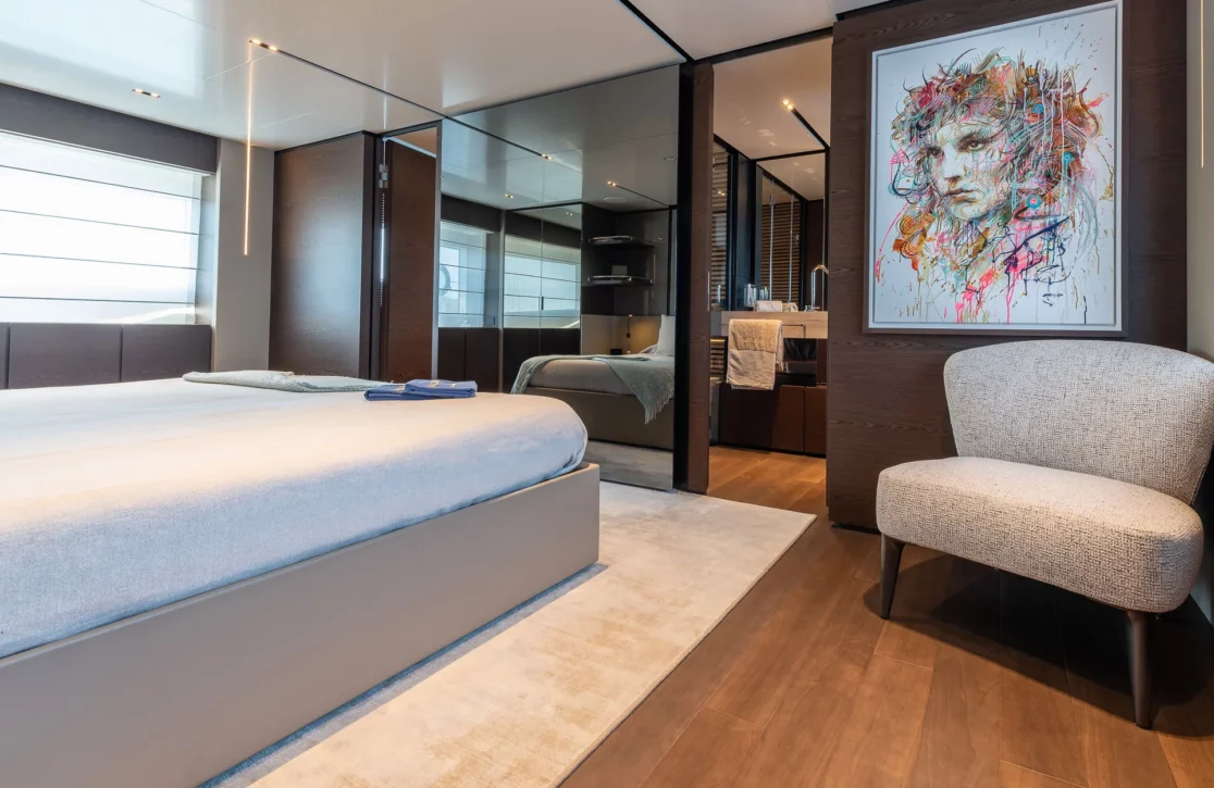An image of Acqua yacht