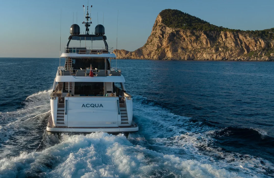 An image of Acqua yacht
