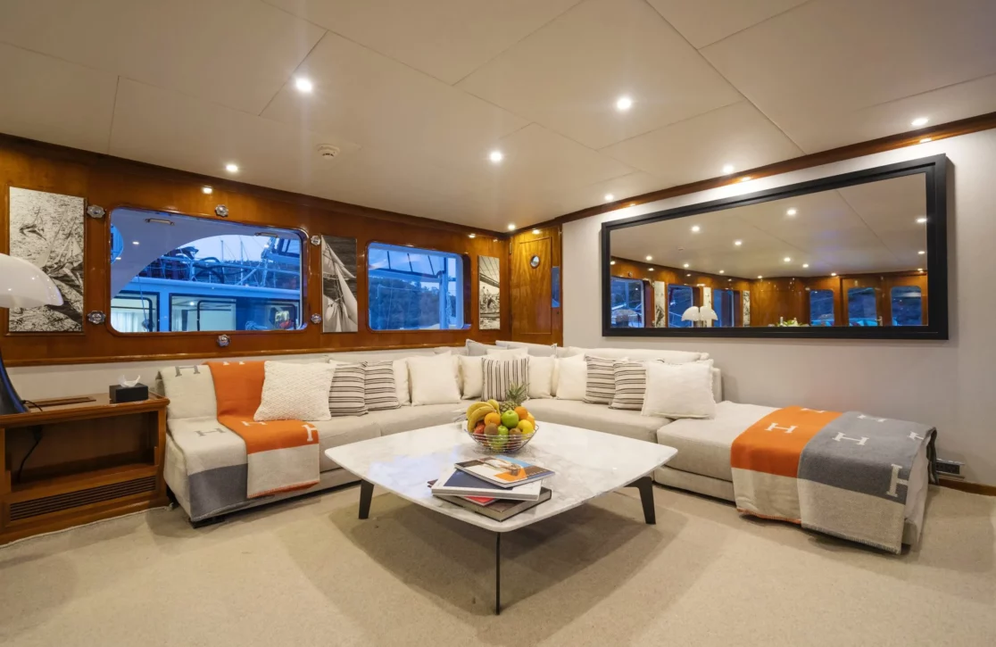 An image of Alhambra yacht