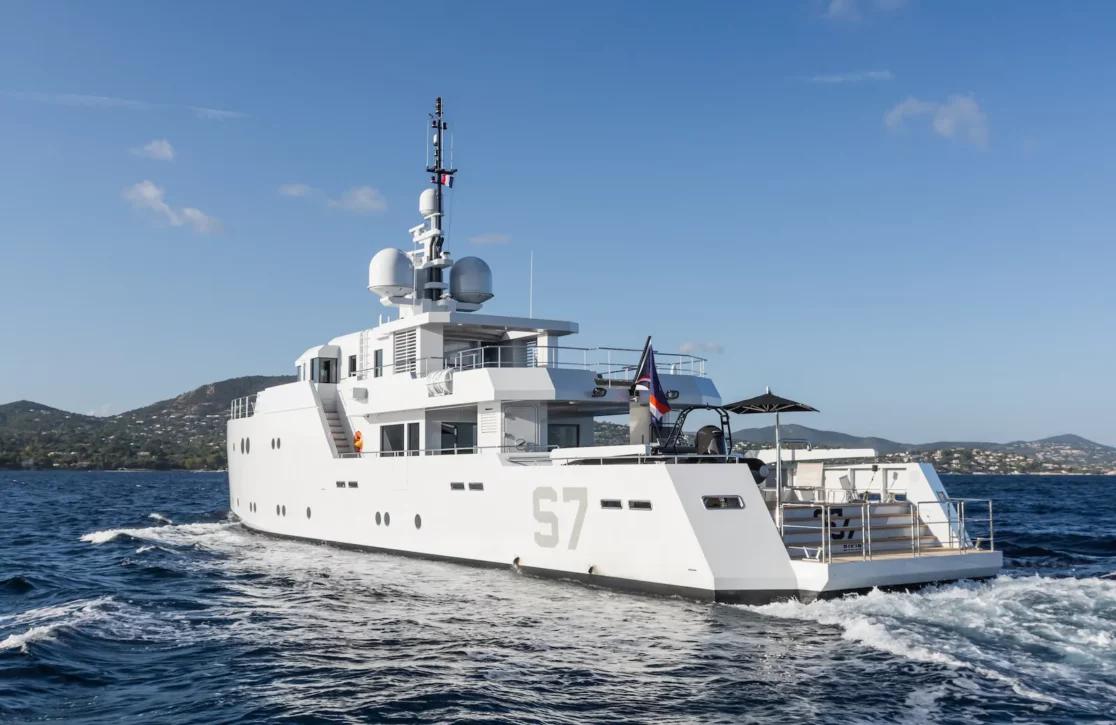 An image of S7 yacht