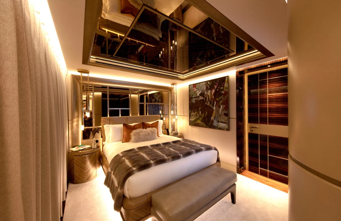 An image of Arrow yacht