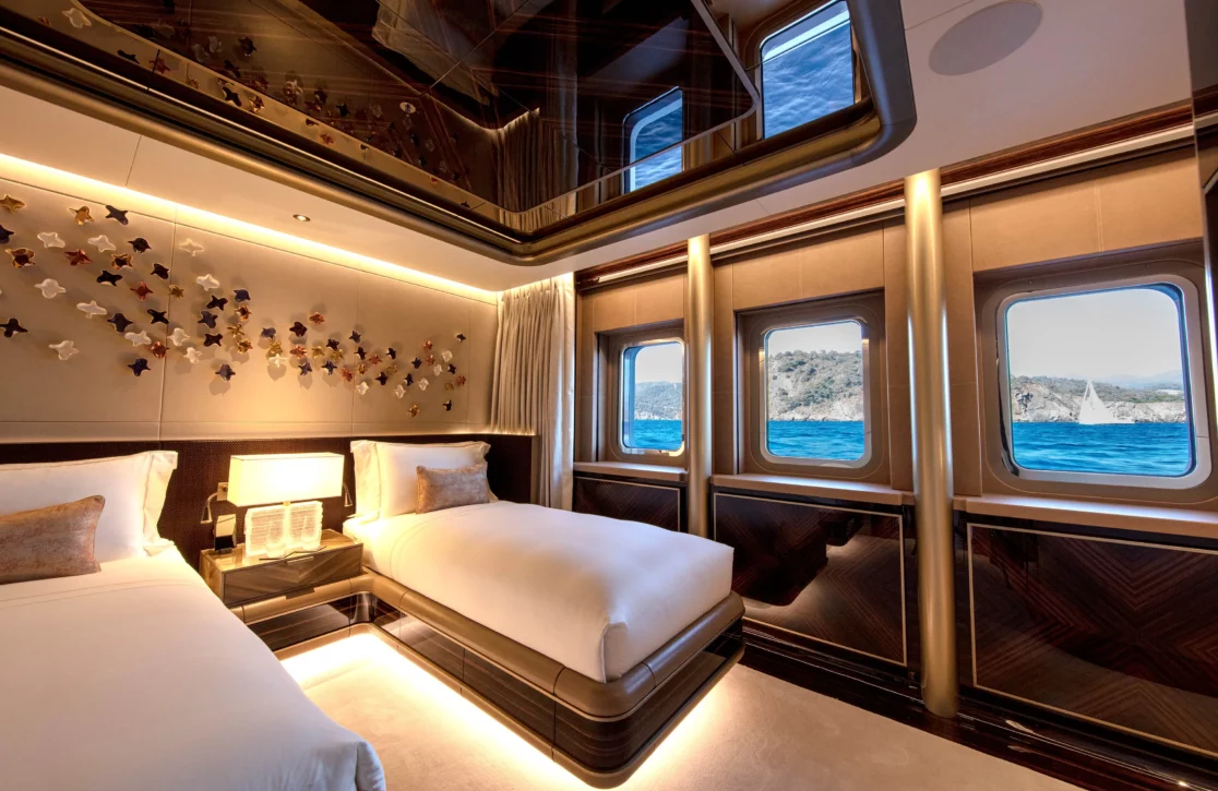 An image of Arrow yacht