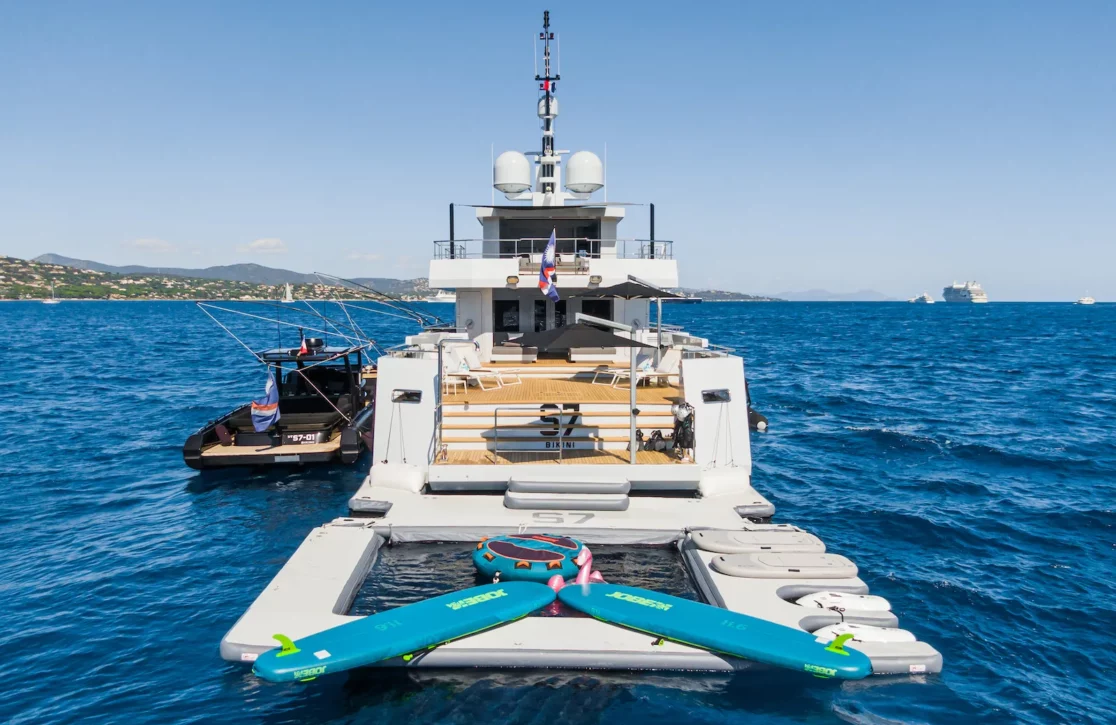 An image of S7 yacht