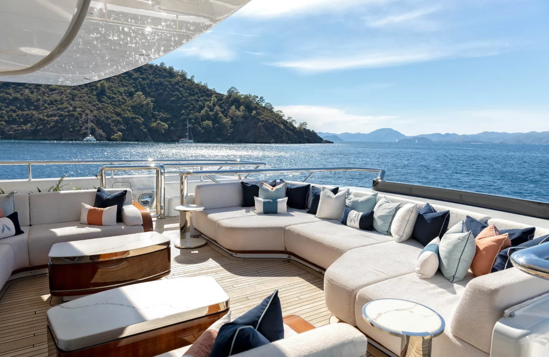An image of Arrow yacht