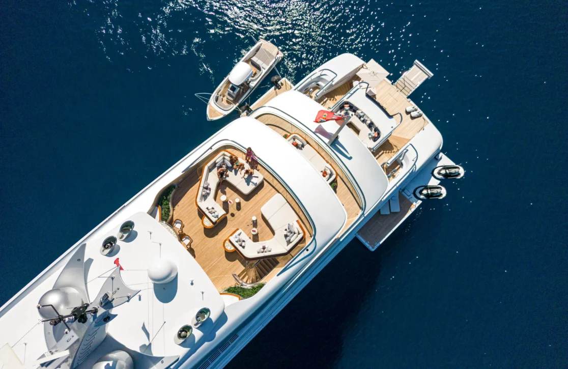 An image of Arrow yacht
