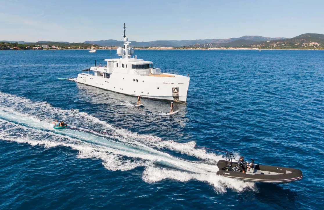 An image of S7 yacht
