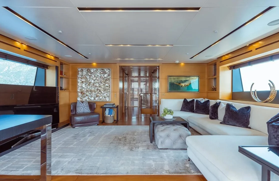 An image of Away yacht