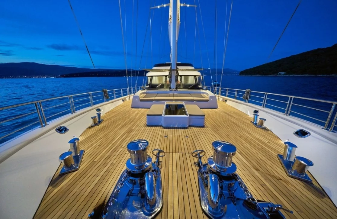 An image of Acapella yacht