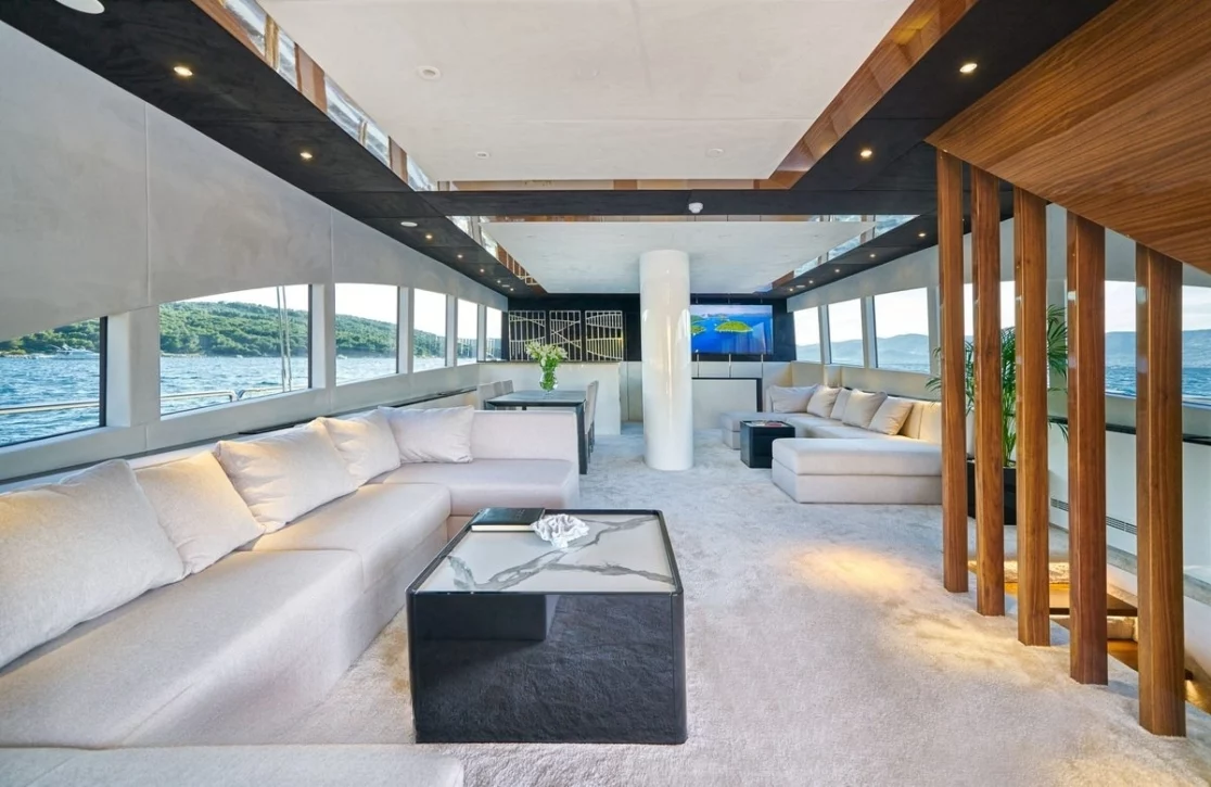 An image of Acapella yacht