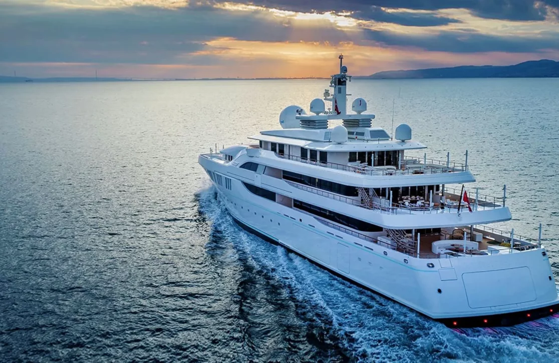An image of Elements yacht