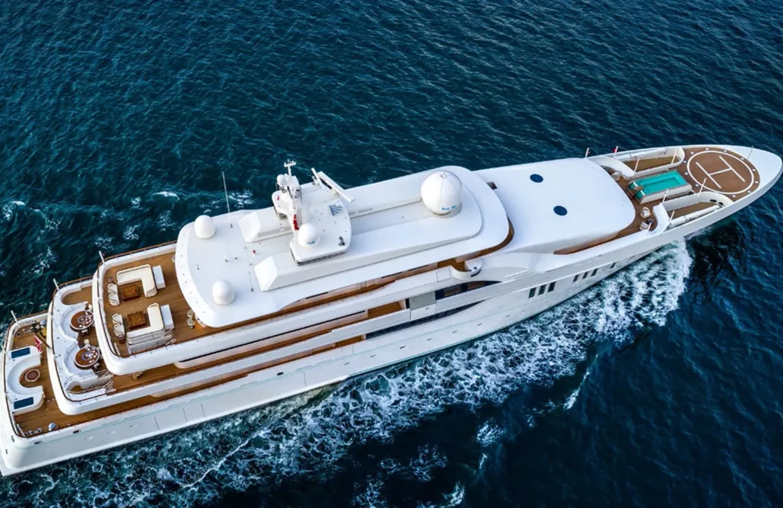 An image of Elements yacht