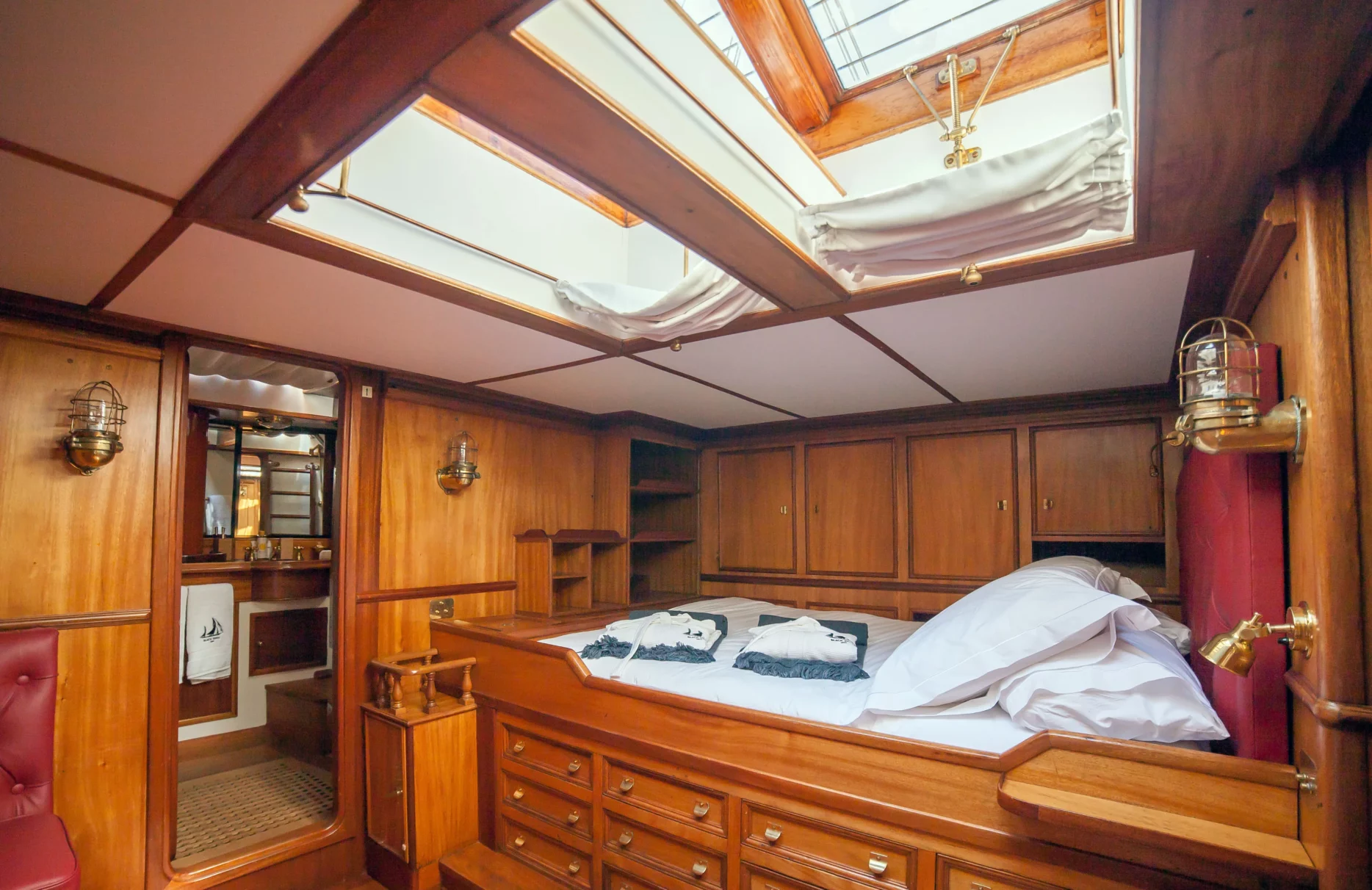 A preview of interior Bedroom cabin