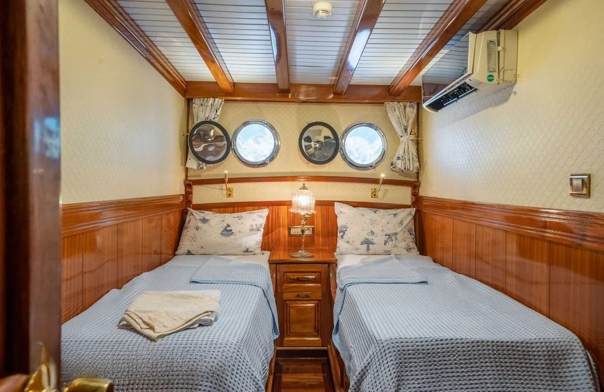 A preview of interior Bedroom cabin