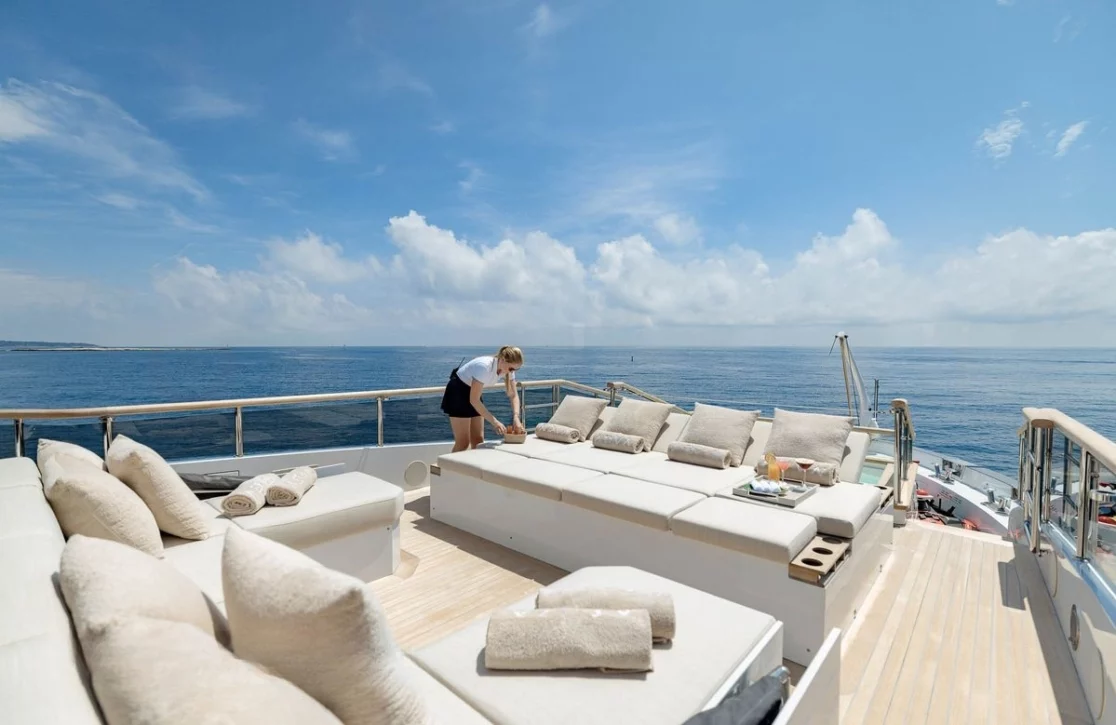 An image of Adva yacht