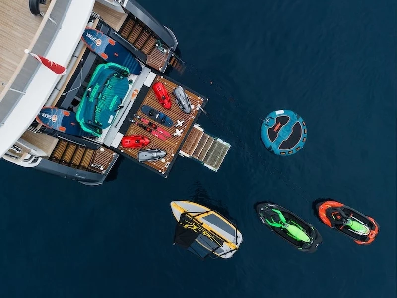 An image of Adva yacht