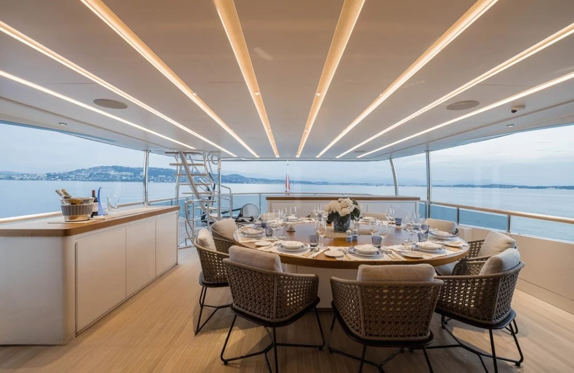 An image of Adva yacht