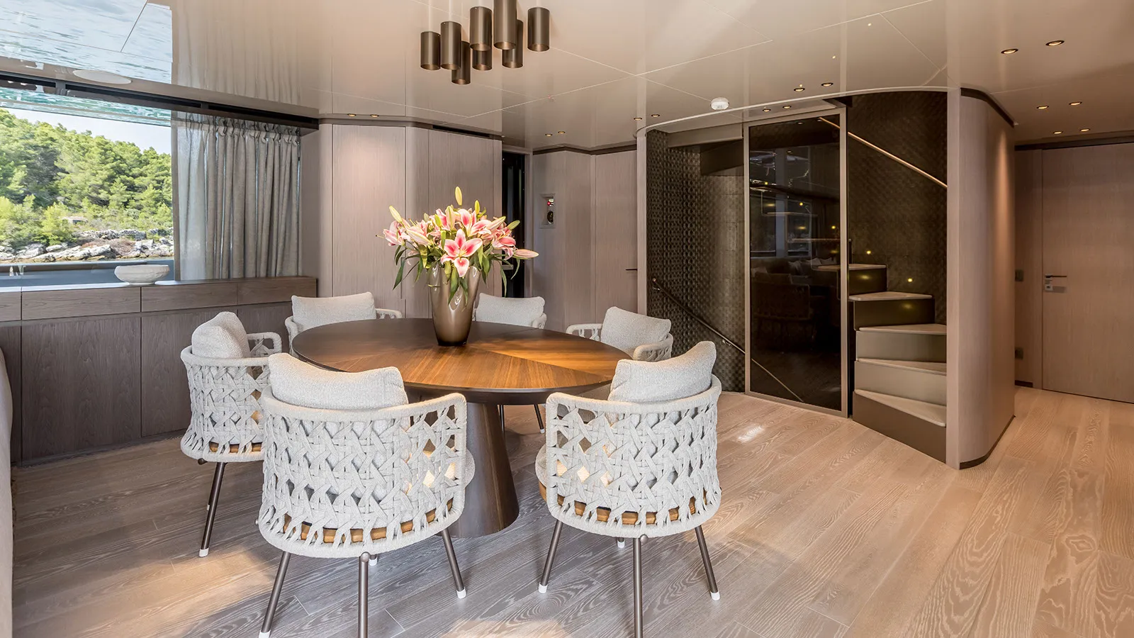 A preview of interior Dining