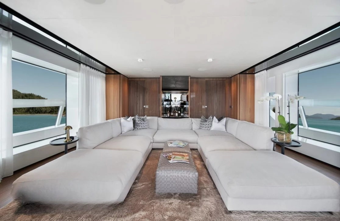 An image of Aix yacht