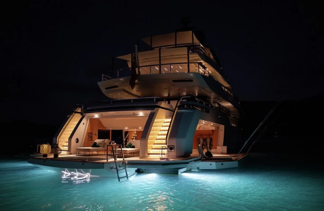 An image of Aix yacht