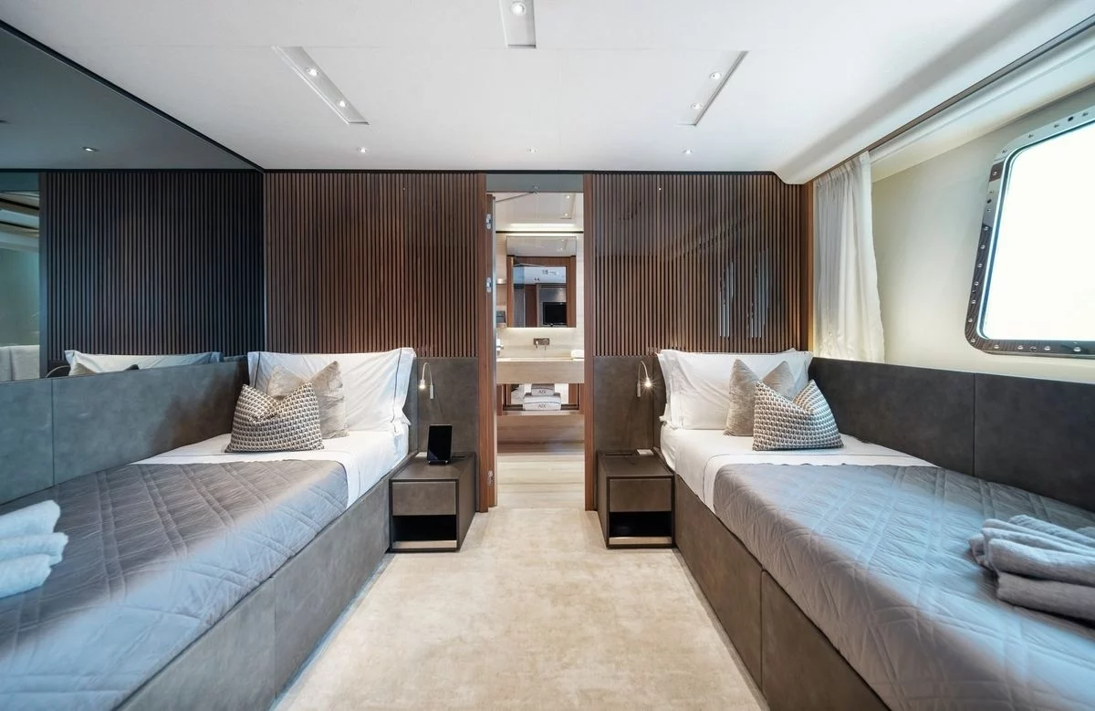 A preview of interior Bedroom cabin