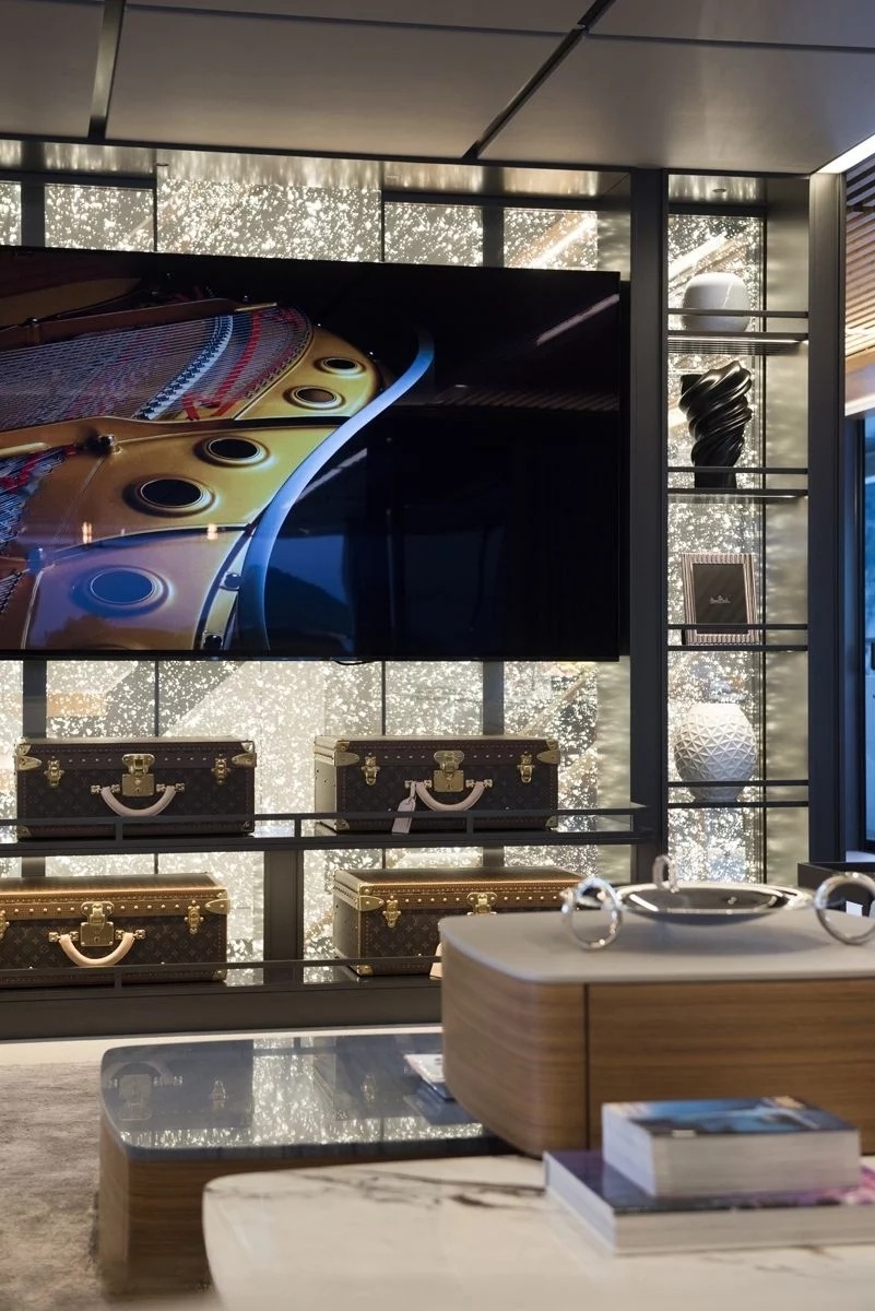 A preview of interior Other