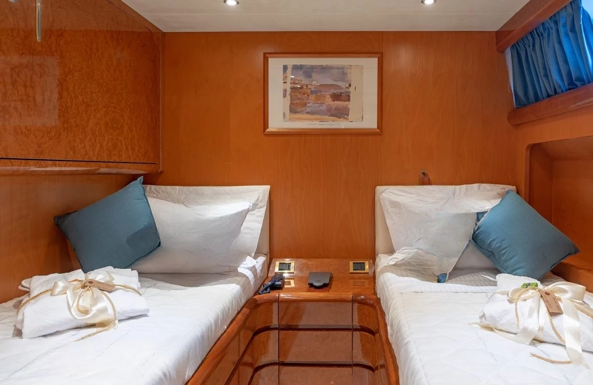 A preview of interior Bedroom cabin
