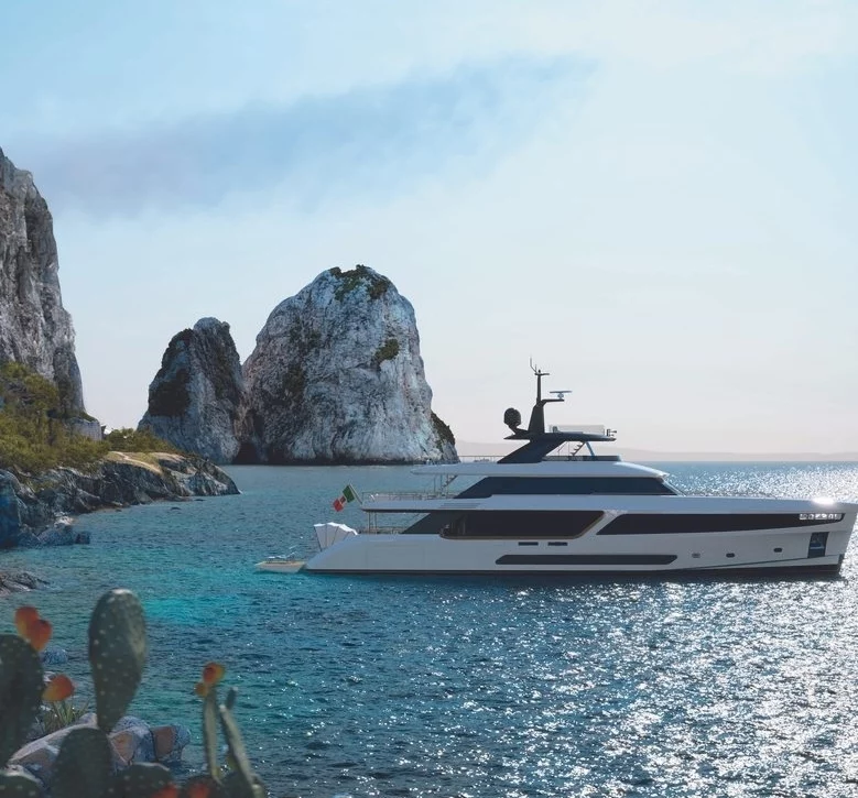 An image of Alluria yacht