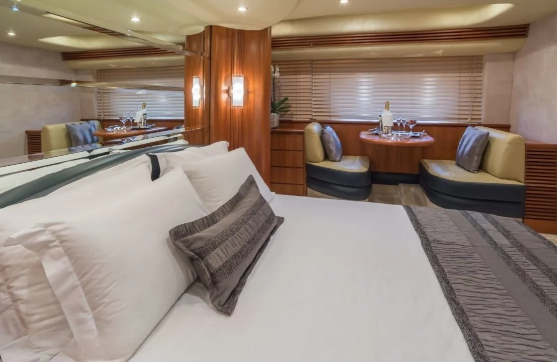 An image of Almaz yacht