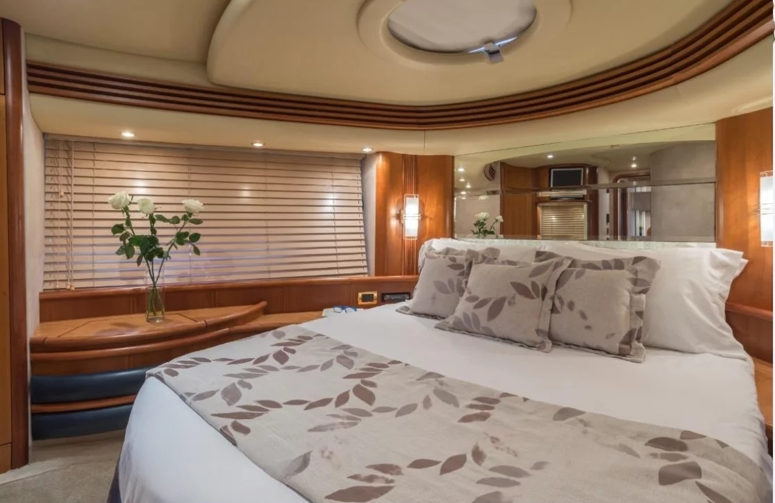 An image of Almaz yacht