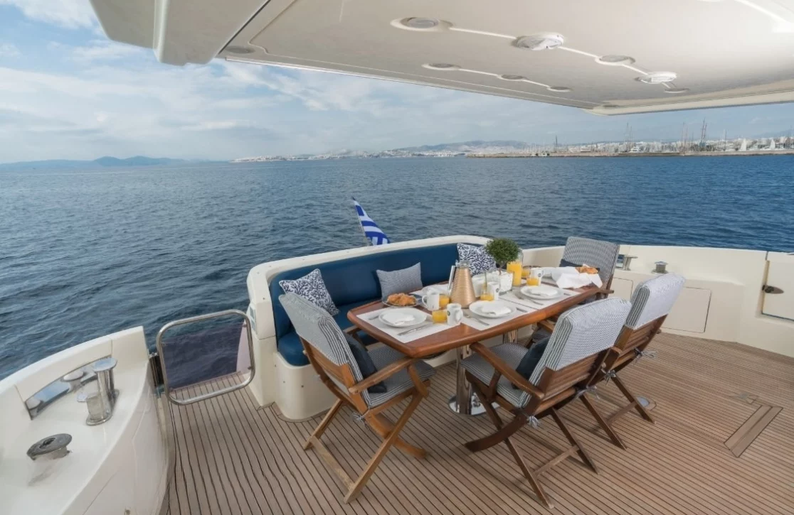 An image of Almaz yacht